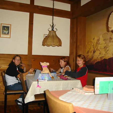 Hotel Milan *